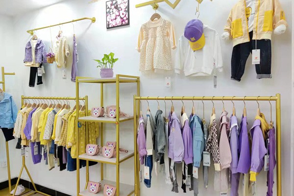 童装店如何快速崛起    商品,卖场,营销这几点要怎么做