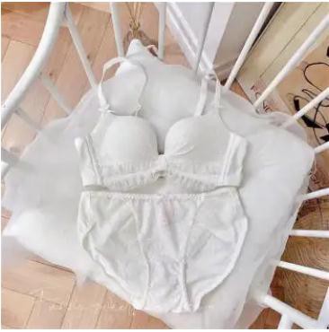 规模持续增长 新旧换代|迎来内衣市场变革