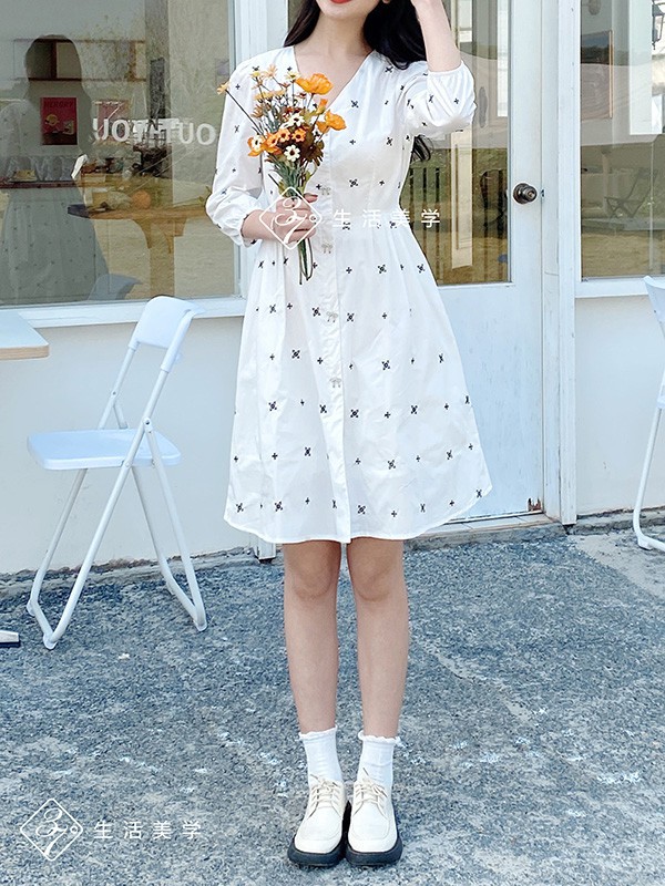 又要降温!女生这几天适合穿连衣裙还是卫衣