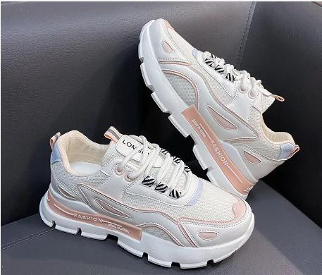 产能萎缩库存高企 运动鞋服产业如何谋变