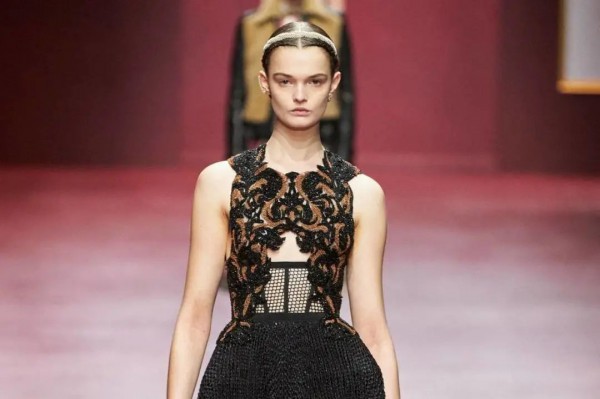 Dior 2022 秋冬系列浏览量排名第一