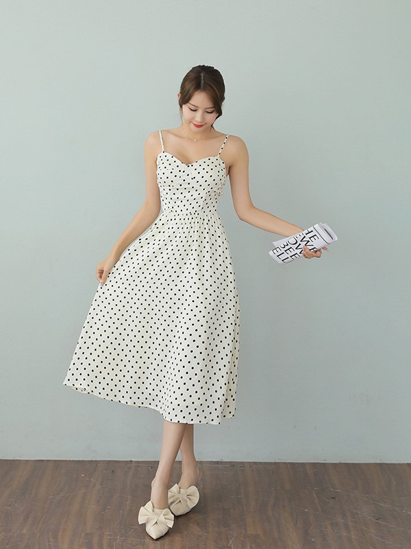 黑色不适合哪些肤色的人穿?什么颜色看起来显气色?