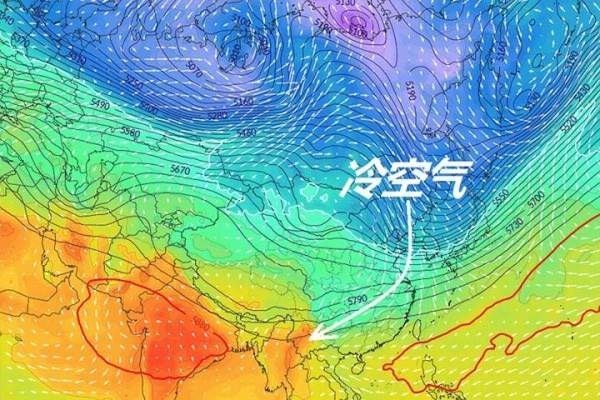 4月即将迎来大范围降温 羽绒服折扣不停