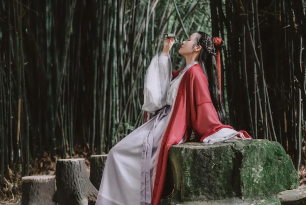 汉服市场内卷严重,又一家汉服品牌被卷死了!