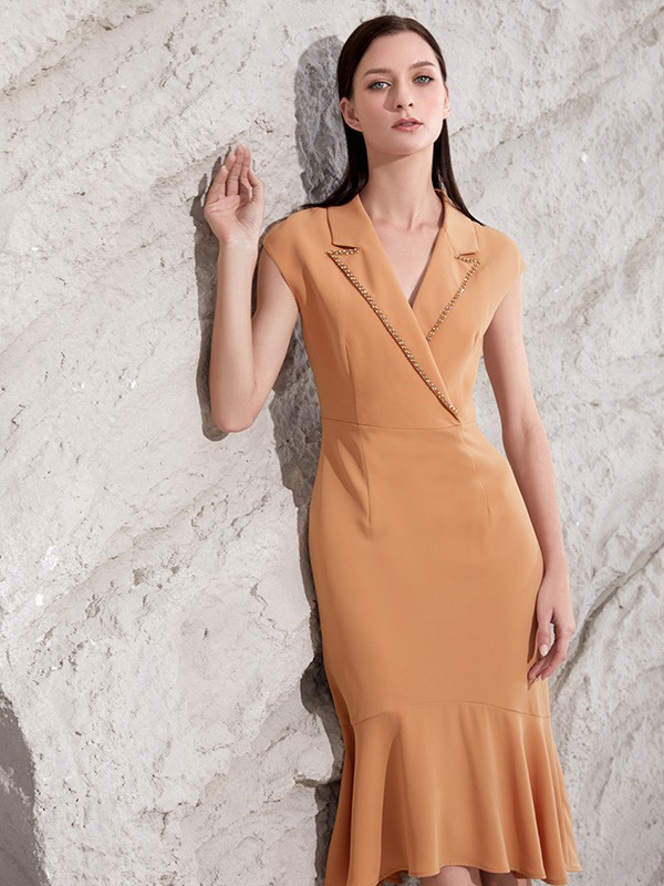 如何提升职场魅力?这三款职业气质女装搭配值得拥有