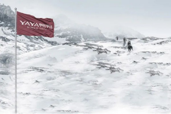 50岁的鸭鸭表示服装行业里羽绒服最难做