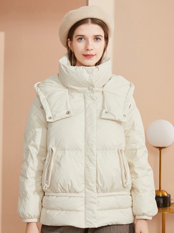 新手怎么开好女装店 四月开女装去哪里进货更好