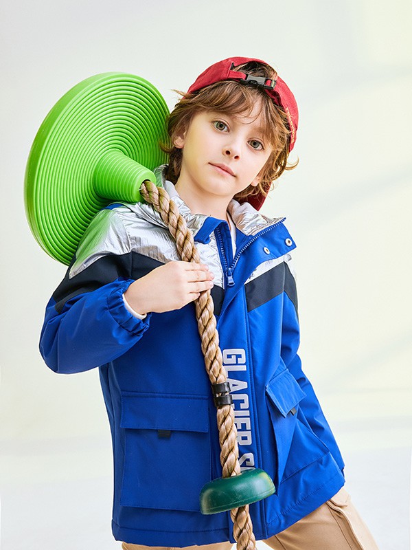 一夜换季!全国跳水式降温!气温起伏大,出门注意保暖!