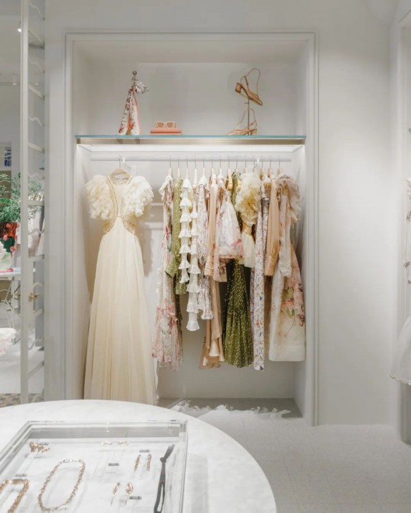 澳洲设计师品牌ZIMMERMANN于上海前滩太古里开设了中国首家精品店