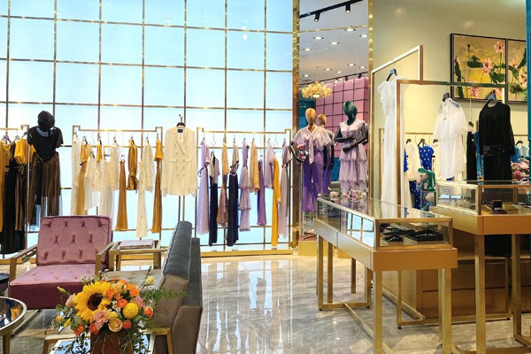 开服装店为什么要选择加盟 加盟品牌有哪些优势和好处