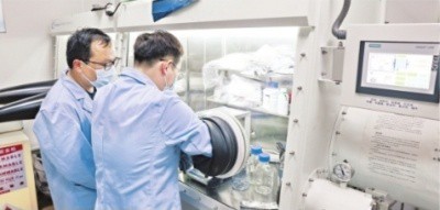 85后科学家研发“智能布料”冬暖夏凉 设计无源保暖护脸装备助力北京冬奥会