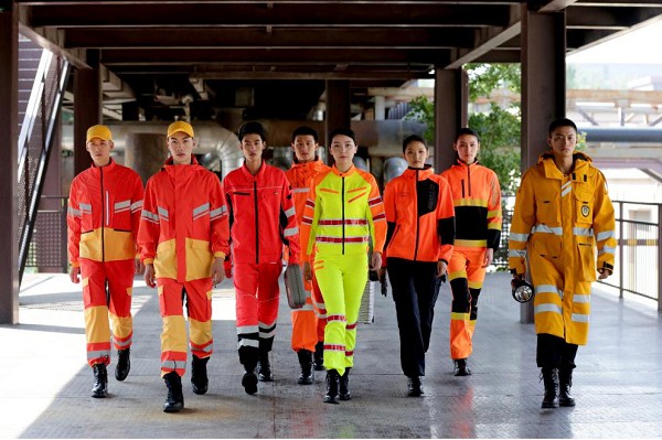 为平凡劳动者筑梦 铜牛集团科技功能职业装持续升级