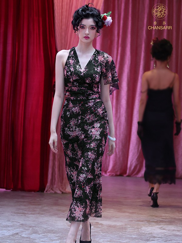 衣品比身材更重要 怎么挑选高级气质的连衣裙