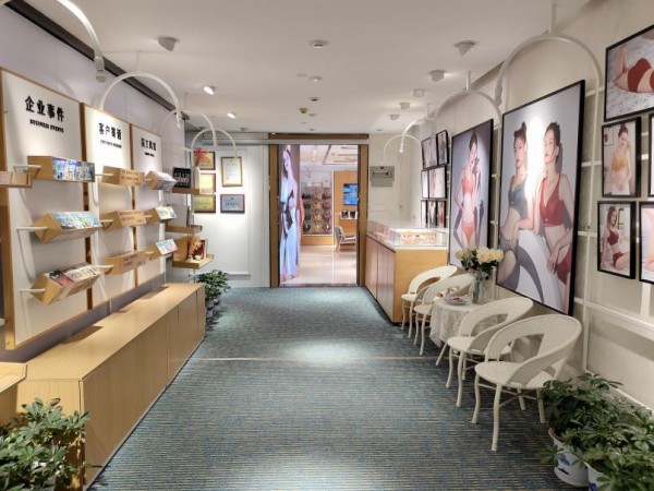 加盟前十品牌内衣店,听听他们选这个牌子的原因