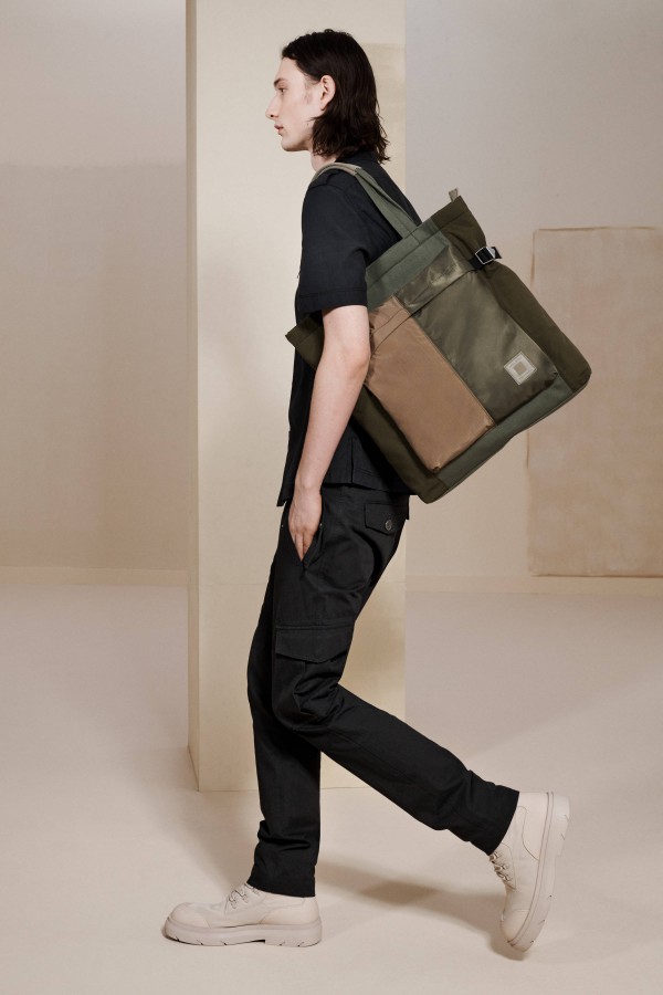 ZARA SRPLS系列2022春夏新品发布