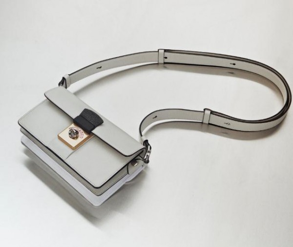 Maison Margiela推出限定New Lock手袋