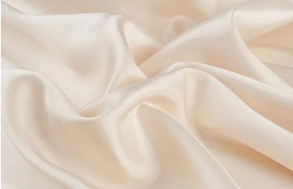 夏季有哪些常用的绸缎面料 优缺点有哪些