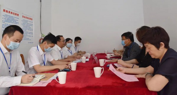 服装所与广西纺织工业学校开展座谈交流