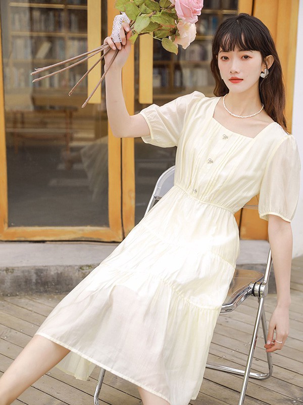 淑女裙搭配什么鞋子更好看 夏季适合穿什么样的连衣裙