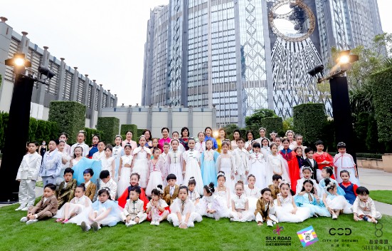 嘉衽品牌亮相模王驾到365SHOW,引领澳门儿童时尚