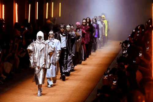 UNIX_T 2022秋冬时装秀亮相深圳时装周