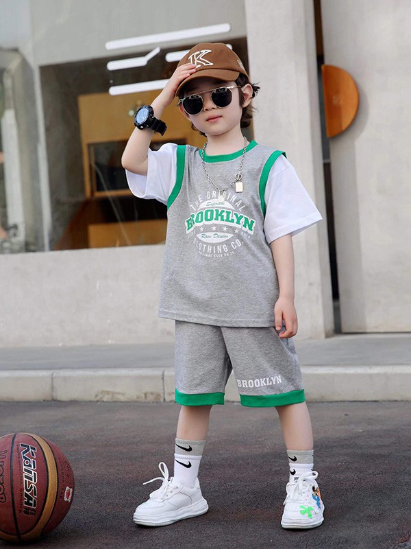 夏季童装怎么穿搭 什么样的童装更加吸引孩子的眼球