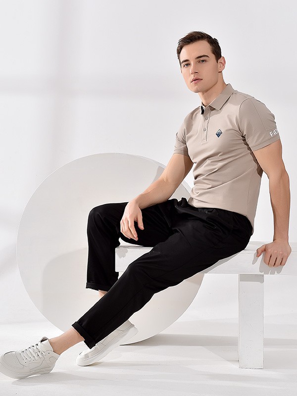 未来男装行业发展会如何?选择加盟男装品牌好吗