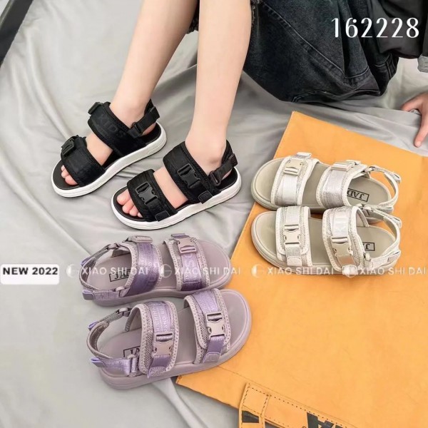 观澜小时代童鞋|宝宝夏季凉鞋怎么挑?时髦凉鞋,人手必备!