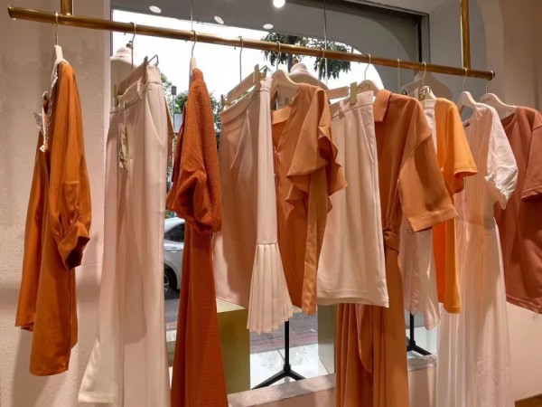 艾丽哲女装|轻熟风穿搭,夏日里无法忽略的迷人魅力!