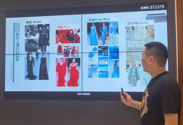 都市新感觉丨都市新感觉2022秋冬预定会圆满成功:锐意求新步履不停,秋冬新品一见倾心