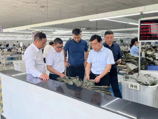 邓州市招商服务中心“大抓招商”,为邓州经济高质量发展赋能助力