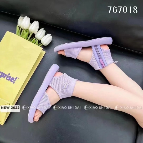 观澜小时代童鞋|实体童鞋批发商,每日上新欢迎选购!