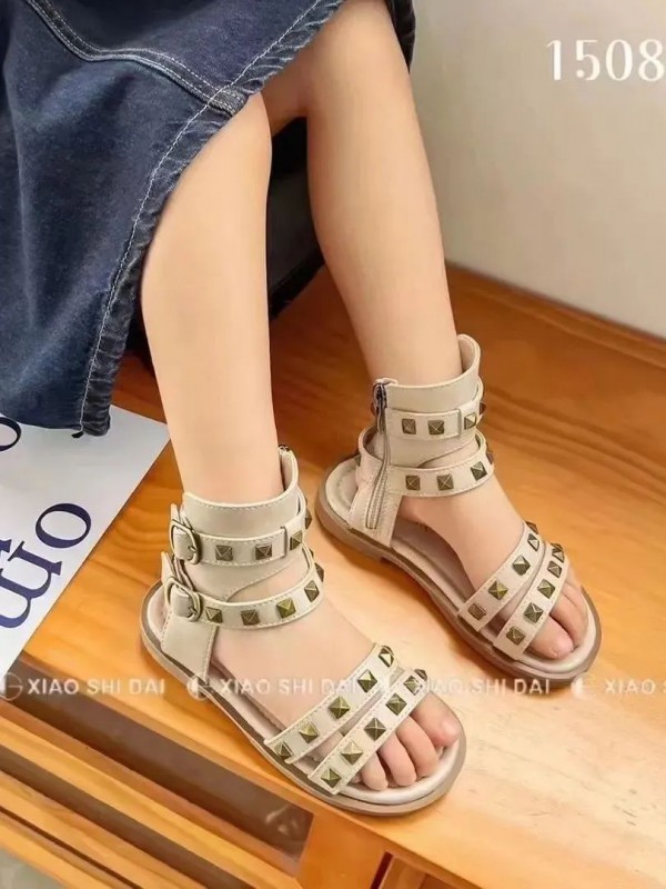 观澜小时代童鞋|实体童鞋批发商,每日上新欢迎选购!