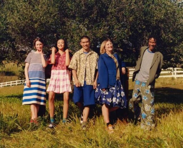 时装品牌联名款再上新  优衣库和 MARNI 首度发布联名印花系列