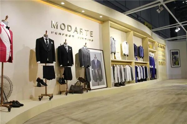 花费5.1亿买下两块地 国内最大的职业装龙头为军用防护领域扩产能