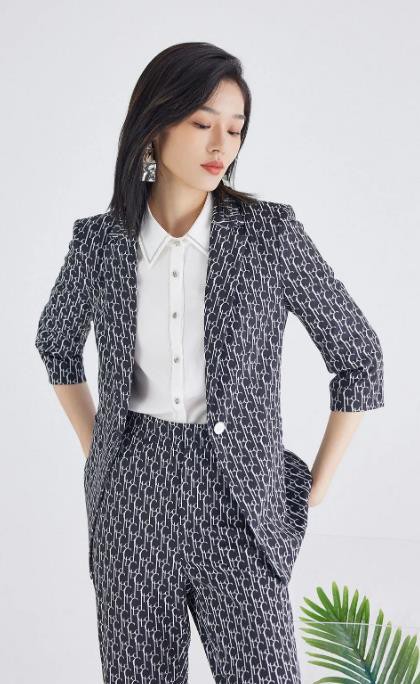 CADIDL卡迪黛尔| 职场热门榜单,稳居热门排行榜的心动套装