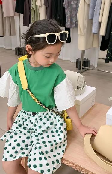 紫邻 芷半 多听| 周末出门怎么穿?来一场说走就走的旅行吧!