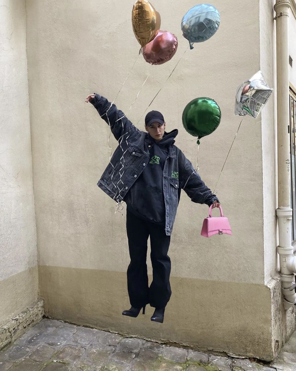 BALENCIAGA限定!5:20节日限定系列 解锁浪漫爱意