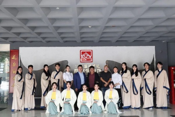 线上线下齐发力,江西服装学院服饰博物馆打造文化育人特色品牌