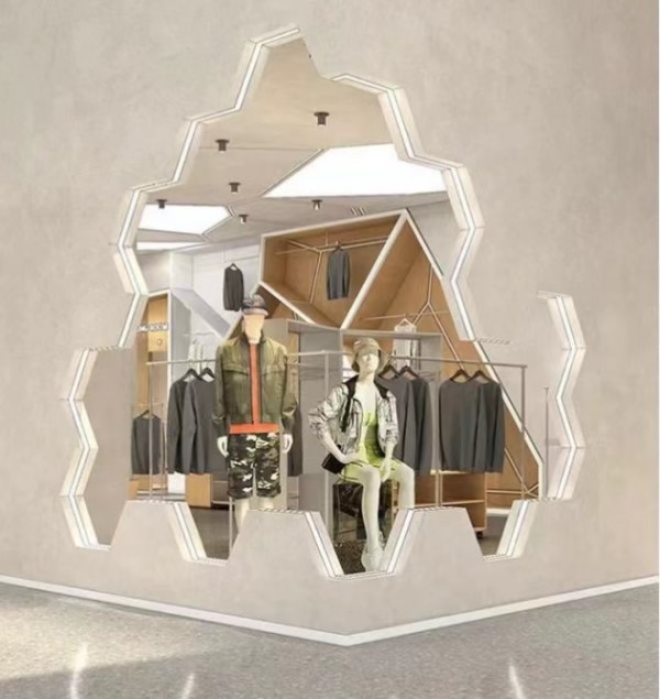 LOUIS ROYER全新形象店全国首店落地杭州