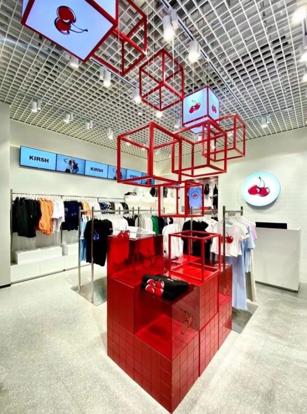 韩国少女潮牌KIRSH中国首店于520当天南京德基广场正式开业!