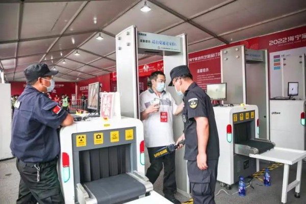 国内家纺行业首个线下2022海宁家纺布艺新品订货季,顺利开展!