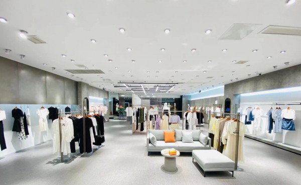 高端时尚女装品牌MITALEE米塔莉武汉4店同开!