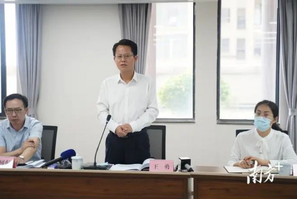 佛山西樵纺织产业转型升级困境,探索发展新模式