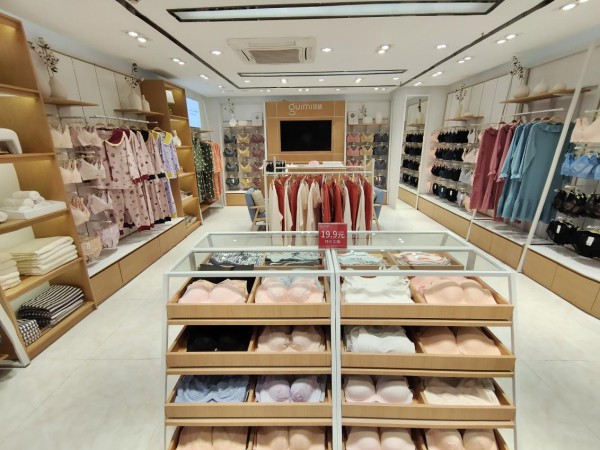 闺秘内衣价位高吗?加盟闺秘内衣店靠谱吗