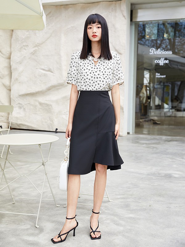 适合梨形身材的三款穿搭 这些半身裙搭配值得入手