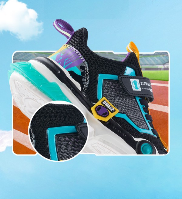 大黄蜂童鞋科技加持,助力儿童轻跑上阵