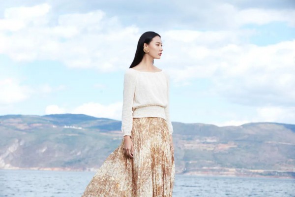 当智慧遇上时尚,CARMEN卡蔓亮相广东时装周