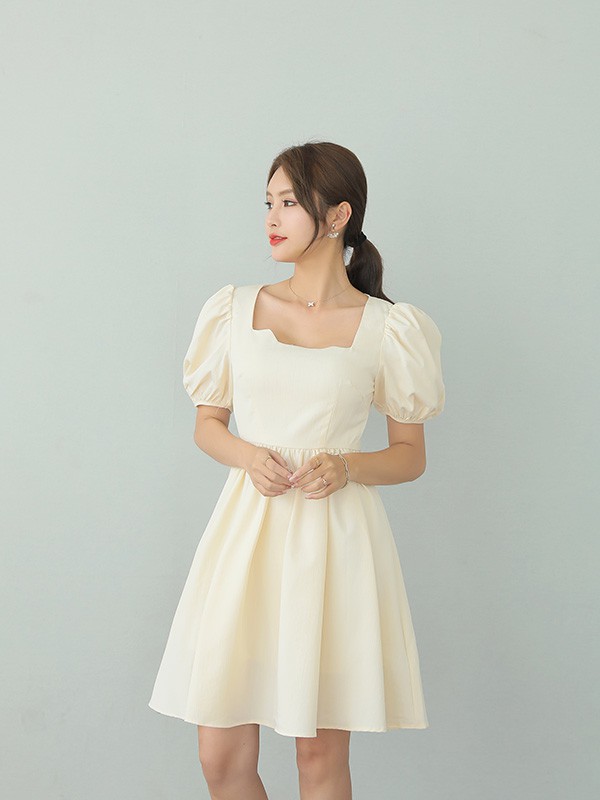 夏季性感小短裙 什么样的连衣裙夏季性感又高级