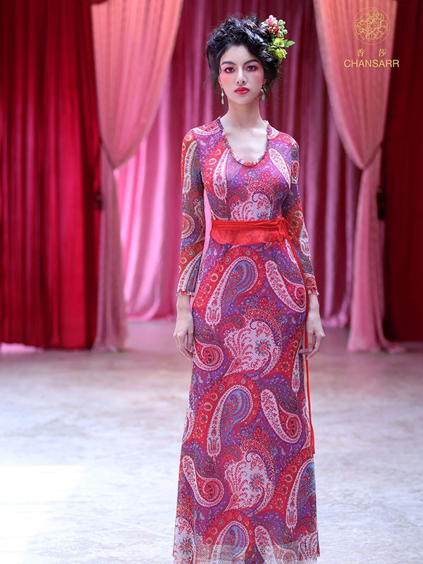 未来原创设计女装还受欢迎吗 香莎女装是否适合加盟